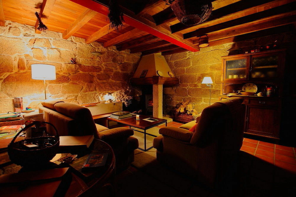Гостевой дом A Casa Da Eira Серреда Экстерьер фото
